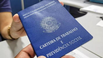 Terminal da Parangaba recebe mutirão de empregos com 700 vagas de trabalho em Fortaleza