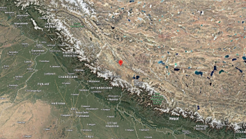 Terremoto de magnitude 5 atinge Tibete uma semana após avalanche histórica, segundo agências 