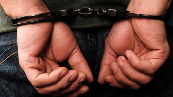 Mulher é resgatada de cárcere privado e dois homens são presos por violência doméstica em Governador Valadares