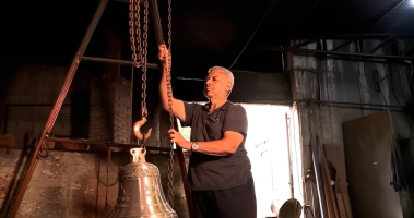 Artesão que produziu 11 mil sinos com técnica secular italiana sonha chegar ao Santuário Nacional de Nossa Senhora Aparecida