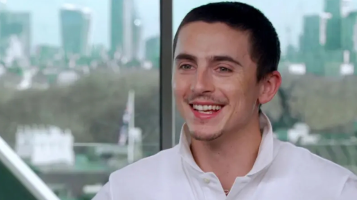 Cotado ao Globo de Ouro, Timothée Chalamet conta como treinou tênis de mesa por anos para 'Marty Supreme'